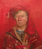 На красном.